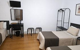Hostal Prada